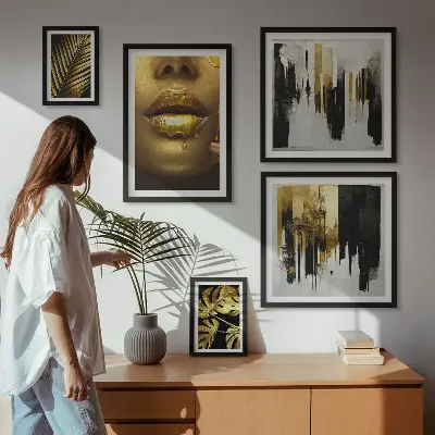 Polyptych v rámu s motivem glamour rostlin a tváří