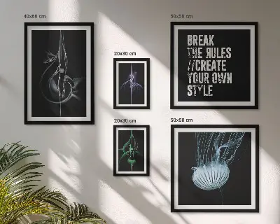 Sada obrazů do ložnice s abstraktními kreativními motivy