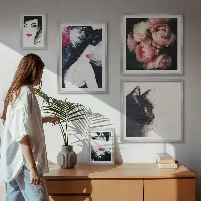 Poliptyk v rámu stylové portréty žen s růžemi