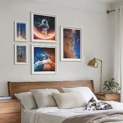Vesmírné cestování galaxií poliptyk v rámu