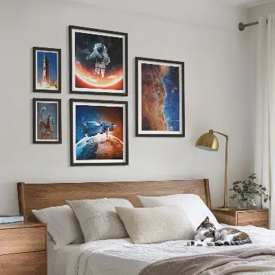 Vesmírné cestování galaxií poliptyk v rámu