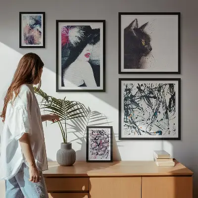 Stylové abstraktní portréty poliptyk v rámu