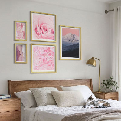 Sada obrazů do ložnice Růžové krajiny moderní květiny