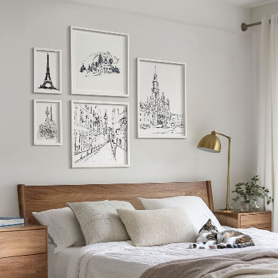 Sada obrazů do ložnice Stylové architektonické ilustrace