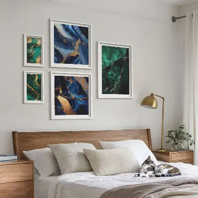 Elegantní abstrakce se zelení poliptyk v rámu