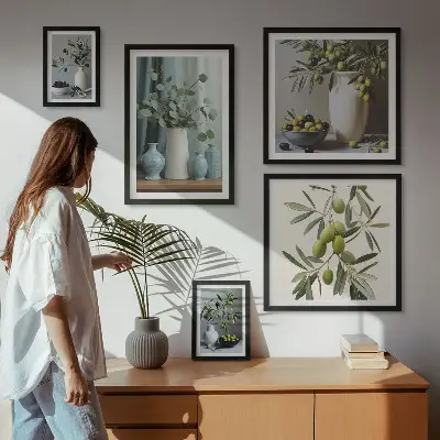 Dekorace Zelené olivy ve váze v rámu jako polyptych