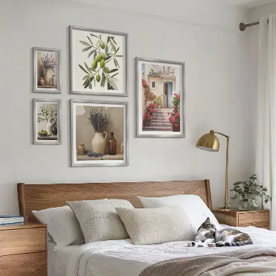 Sada obrazů do ložnice stylové interiéry s motivem květin a ovoce