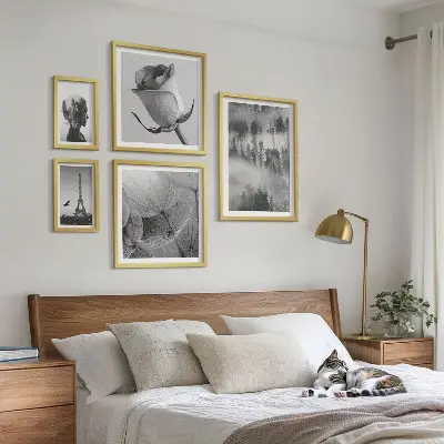 Sada obrazů do ložnice černobílé městské motivy v přírodě