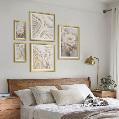 Sada obrazů do ložnice Abstraktní květinové motivy, elegance