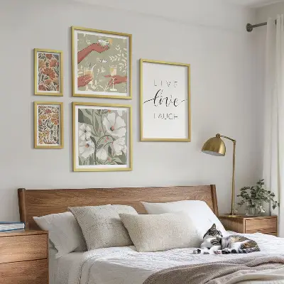 Poliptyk v rámu stylová květinová grafika se slogany