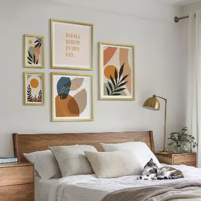Sada obrazů do ložnice stylová abstraktní grafika s motivem rostlin