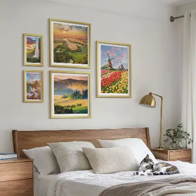 Sada obrazů do ložnice s motivy přírodní krajiny s vodopády a větrnými mlýny