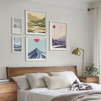 Abstraktní horské krajiny v rámu jako polyptych