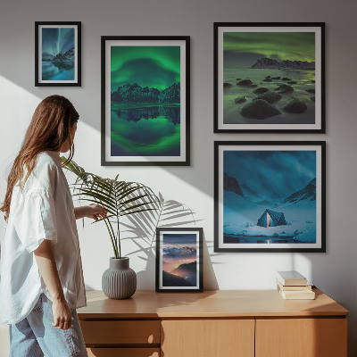 Sada obrazů do ložnice Zimní krajiny pohoří Aurora