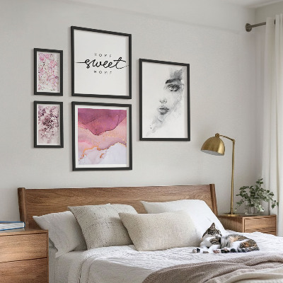 Poliptyk v rámu Portréty žen, květiny, pastel