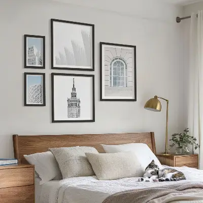 Sada obrazů do ložnice moderní architektura v minimalistickém stylu