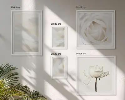 Sada obrazů do ložnice květinové inspirace v bílé barvě