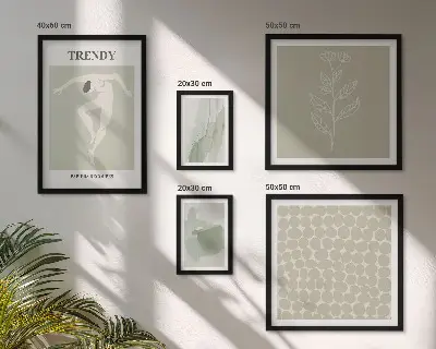 Stylová grafika se zeleným motivem v rámu jako polyptych