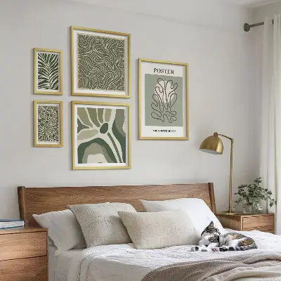 Sada obrazů do ložnice s abstraktními boho rostlinnými motivy