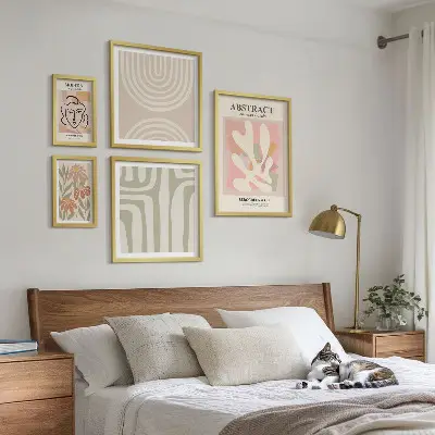 Stylové abstraktní rostliny v rámu