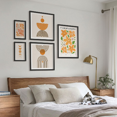 Sada obrazů do ložnice Stylové květiny a geometrie