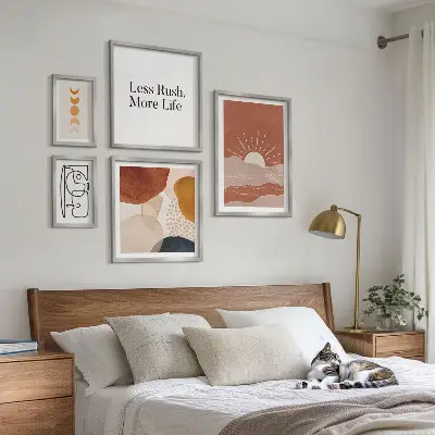 Stylová abstraktní grafika slunce poliptyk v rámu