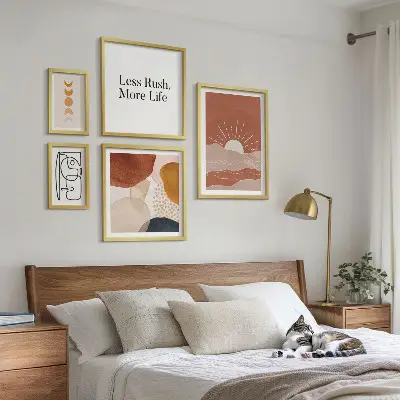 Stylová abstraktní grafika slunce poliptyk v rámu