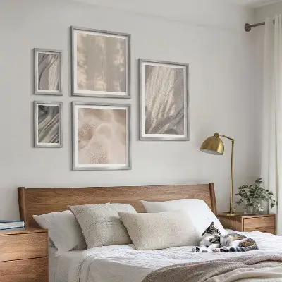 Poliptyk v rámu přírodní boho látky detail