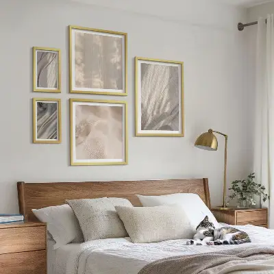 Poliptyk v rámu přírodní boho látky detail