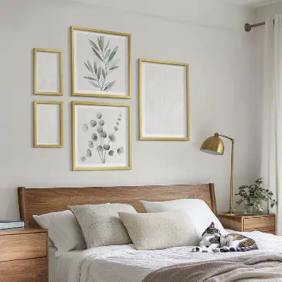 Sada obrazů do ložnice elegantní struktura z mramorových větviček