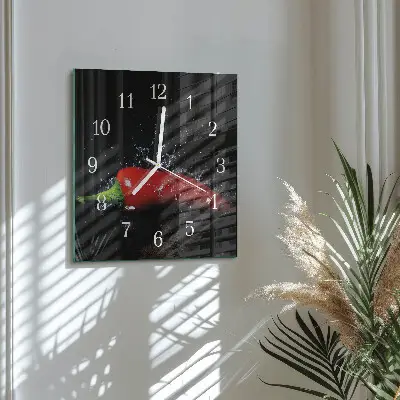 Čtvercové skleněné hodiny na zeď Chilli papričky
