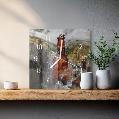 Čtvercové skleněné hodiny na zeď Pivo