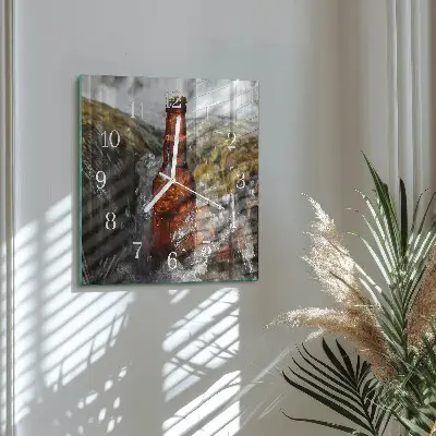 Čtvercové skleněné hodiny na zeď Pivo