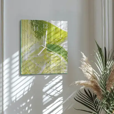 Čtvercové skleněné hodiny na stěnu Voda s limetkou