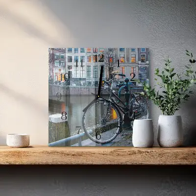 Čtvercové skleněné hodiny na zeď Kolo