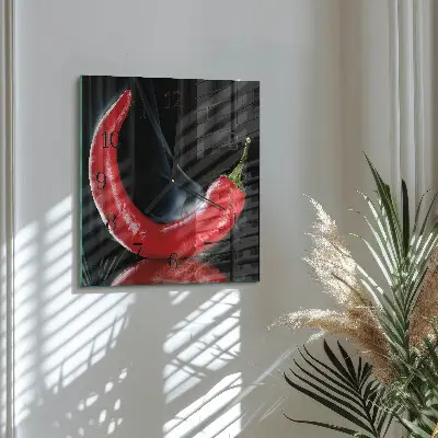 Čtvercové skleněné hodiny na zeď Chilli paprička