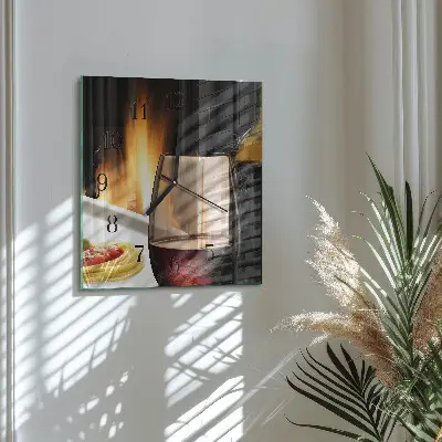 Čtvercové skleněné hodiny na zeď Špagety