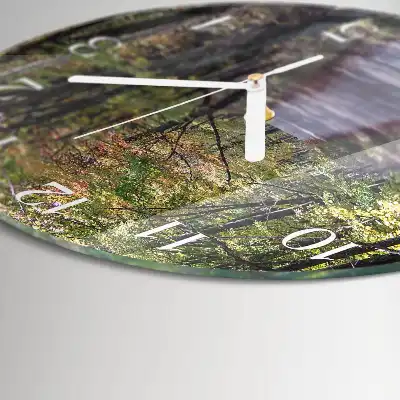 Kulaté skleněné hodiny na zeď Lesní cesta