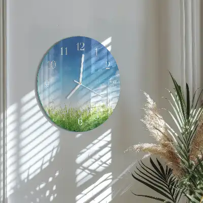 Kulaté skleněné hodiny na zeď Tráva
