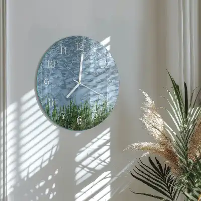 Kulaté skleněné hodiny na zeď Trávní voda
