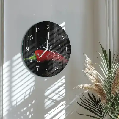 Kulaté skleněné hodiny na stěnu Chilli papričky
