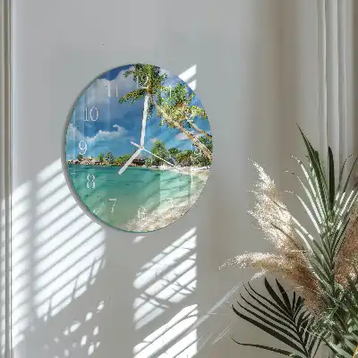 Kulaté skleněné hodiny na zeď Palmy na pláži
