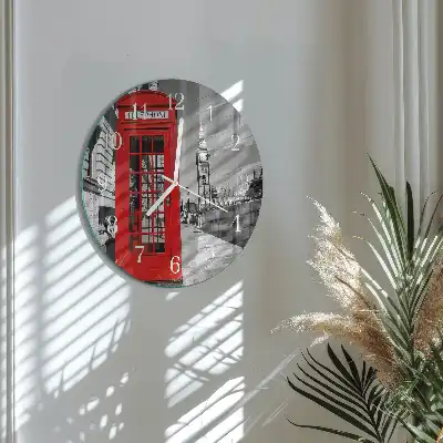 Kulaté skleněné hodiny na zeď Červená telefonní budka