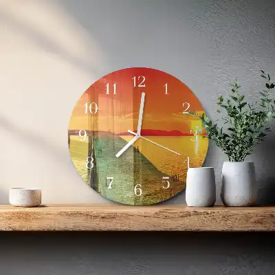Kulaté skleněné hodiny na zeď Most