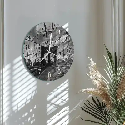 Nástěnné hodiny skleněné kulaté Most