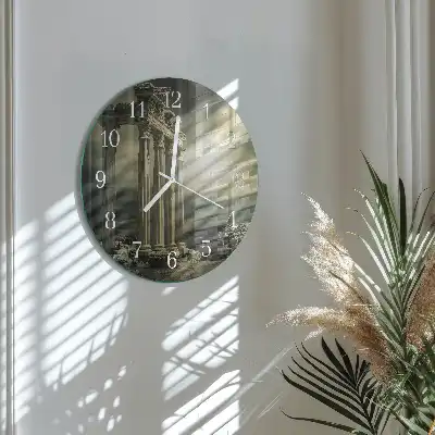 Kulaté skleněné hodiny na zeď Akropole