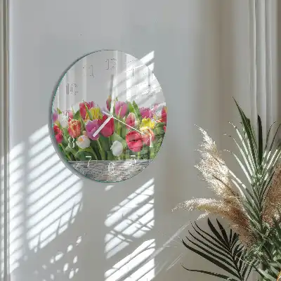 Kulaté skleněné hodiny na zeď Tulipány