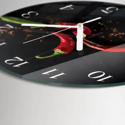 Kulaté skleněné hodiny na zeď Chilli papričky
