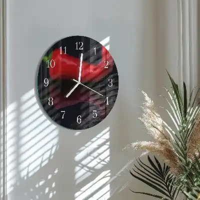 Kulaté skleněné hodiny na zeď Chilli papričky