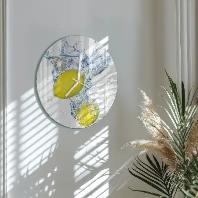 Kulaté skleněné hodiny na zeď Citrony ve vodě